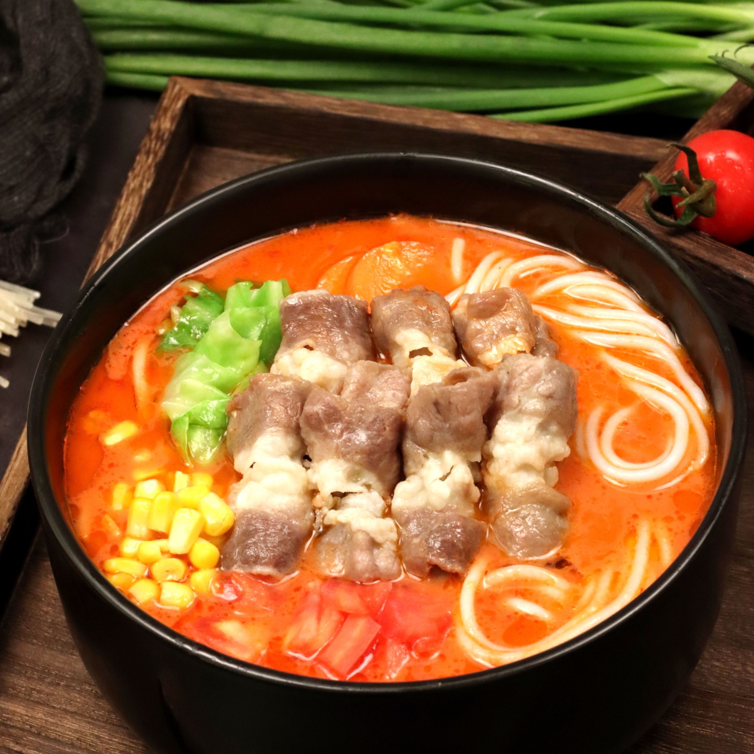 濟(jì)寧康德食品”生產(chǎn)車間是無菌化車間，整個生產(chǎn)和檢驗(yàn)都嚴(yán)格執(zhí)行《國家食品安全法》，從而保證了產(chǎn)品質(zhì)量安全、穩(wěn)定、可靠產(chǎn)品咨詢熱線：0537-3630366