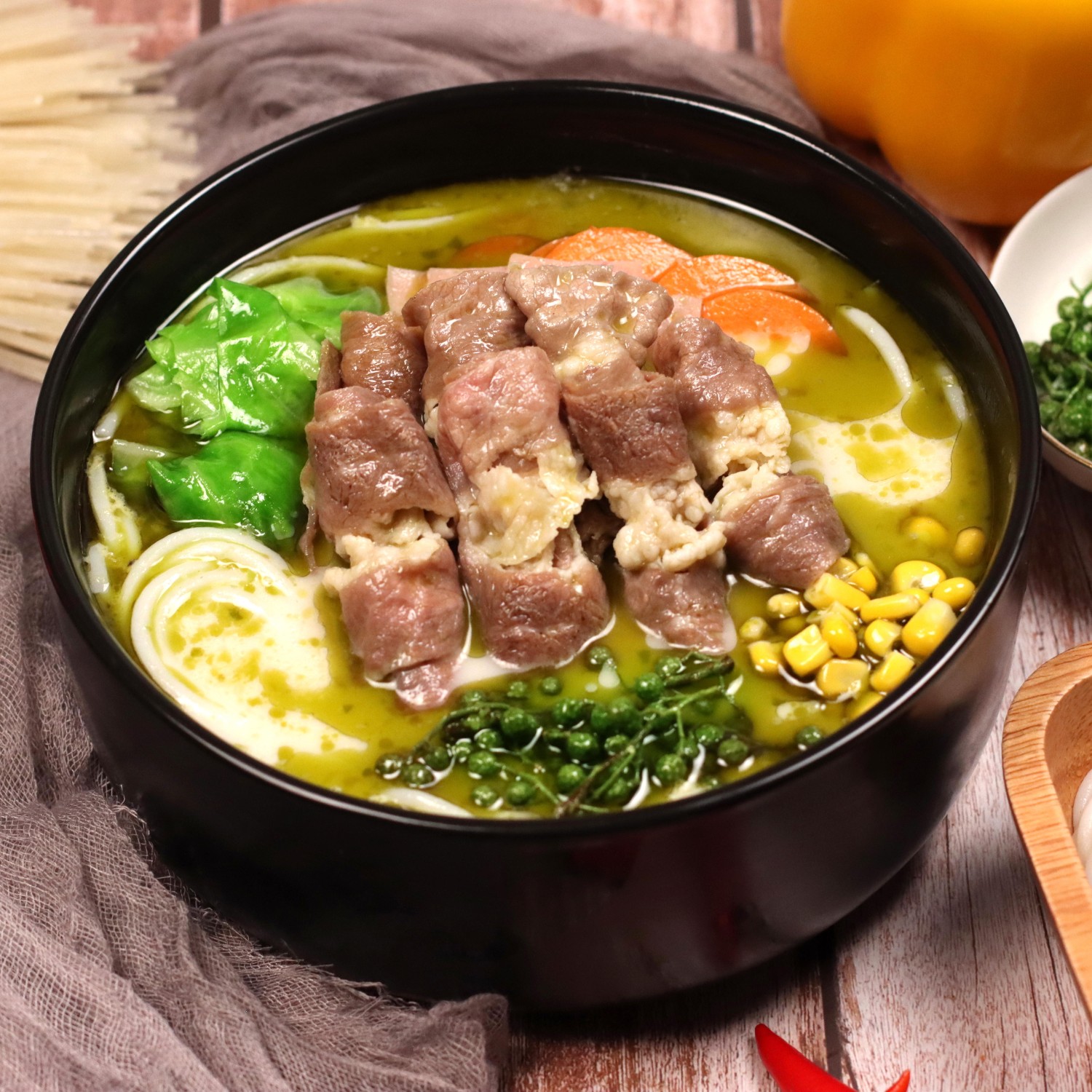 簡易操作，快速標準化出餐。產(chǎn)品咨詢熱線：0537-3630366