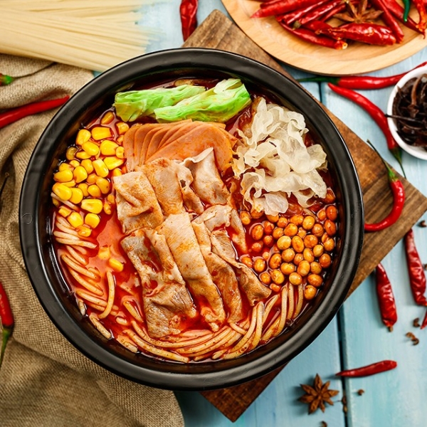 濟(jì)寧康德食品”生產(chǎn)車間是無菌化車間，整個(gè)生產(chǎn)和檢驗(yàn)都嚴(yán)格執(zhí)行《國家食品安全法》，從而保證了產(chǎn)品質(zhì)量安全、穩(wěn)定、可靠產(chǎn)品咨詢熱線：0537-3630366